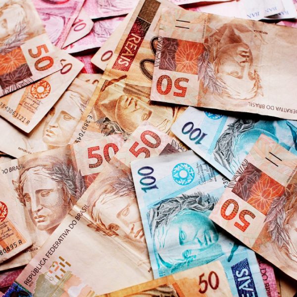PROCURADORES DO MINISTÉRIO PÚBLICO FEDERAL (PROCURADORIA-GERAL DA REPÚBLICA) QUEREM USAR RECURSOS DE ACORDOS JUDICIAIS PARA BANCAR “PENDURICALHOS” SALARIAIS