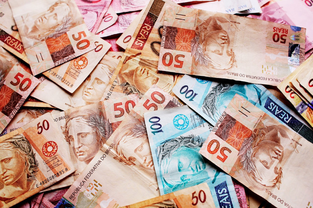PROCURADORES DO MINISTÉRIO PÚBLICO FEDERAL (PROCURADORIA-GERAL DA REPÚBLICA) QUEREM USAR RECURSOS DE ACORDOS JUDICIAIS PARA BANCAR “PENDURICALHOS” SALARIAIS