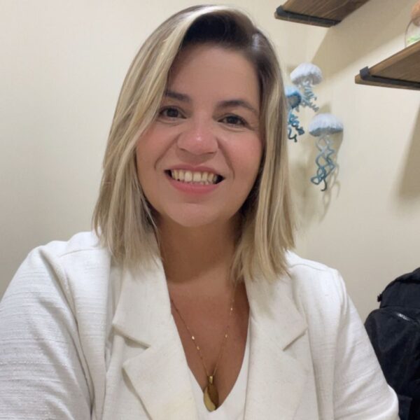 “FEMINICÍDIO E VIOLÊNCIA VICÁRIA: PROPOSTAS PARA UMA PROTEÇÃO QUE VAI ALÉM DAS APARÊNCIAS”