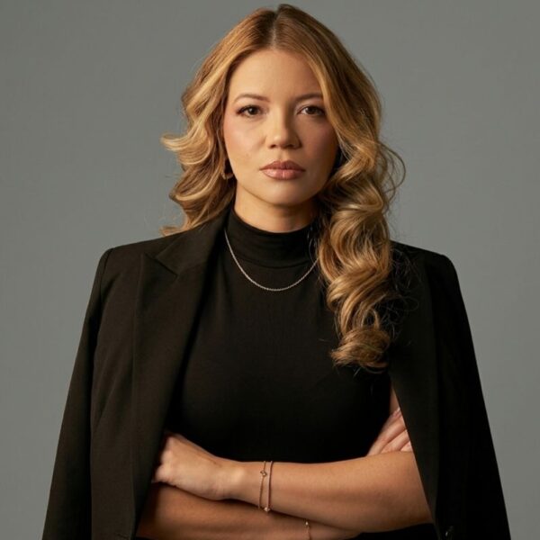 Além do Boletim de Ocorrência: A Anatomia do Feminicídio no Brasil e no Mundo.