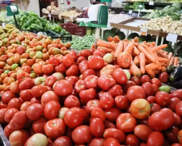 Governo publica portaria que reajusta auxílio-alimentação dos servidores federais para R$ 1.192