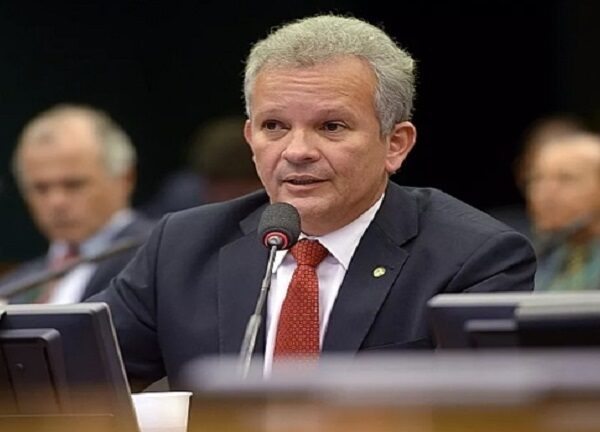 Relator do PL da negociação coletiva no setor público apresenta parecer